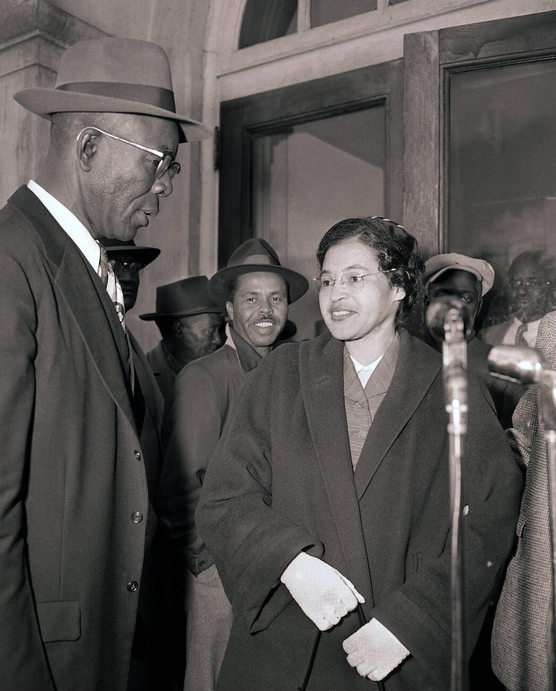 20 Fascinating Facts About Rosa Parks That Go Beyond the Bus - Owlcation