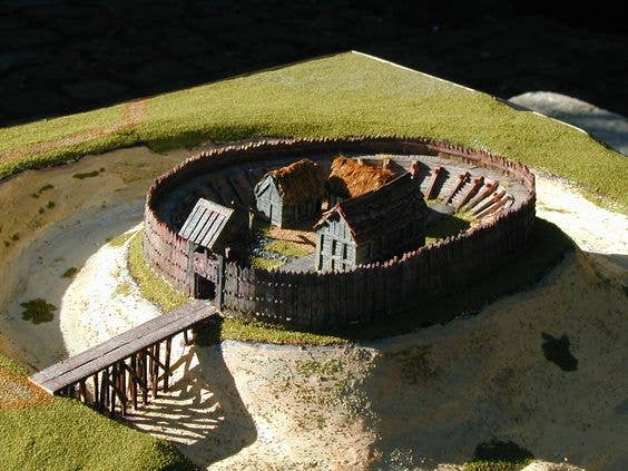 40+ Fort and Castle Architecture Terms A–Z (With Pictures) - Owlcation