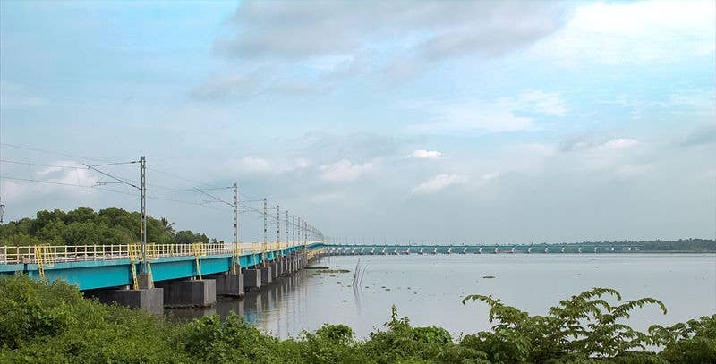 Top 10 Longest and Biggest Bridges in India - Owlcation