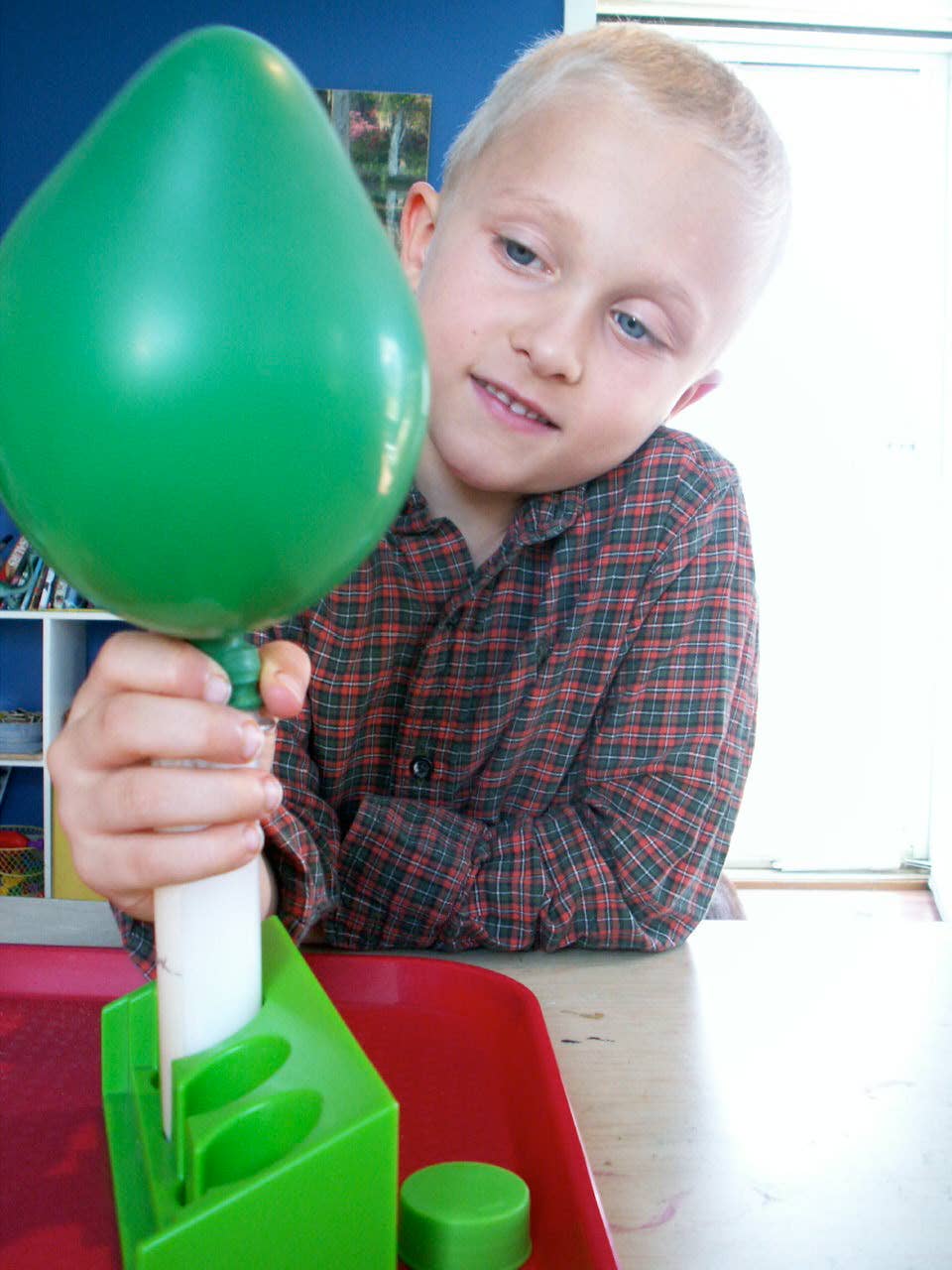 8 Hands-On Experiments to Teach Kids About Chemical Reactions - Owlcation