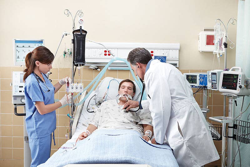 Is Life Support the Same As a Ventilator? Clear Facts Explained